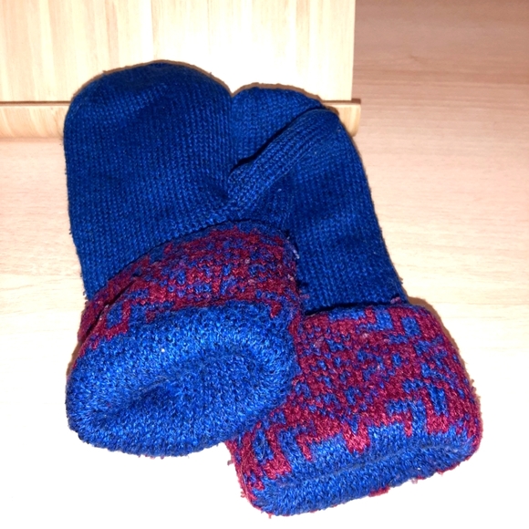 Pair of Vintage Mitaines - Picture 1 of 6